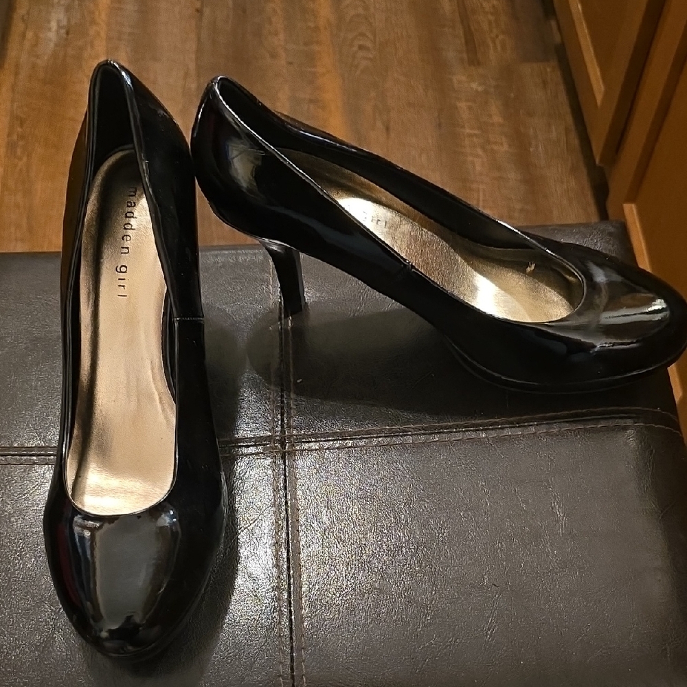 Madden Girl Glossy Black Heels